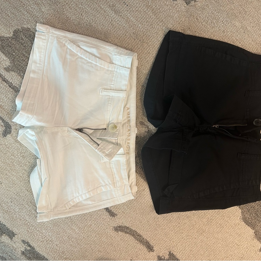 American Eagle Outfitters Women's Cargo Shorts in Black and White